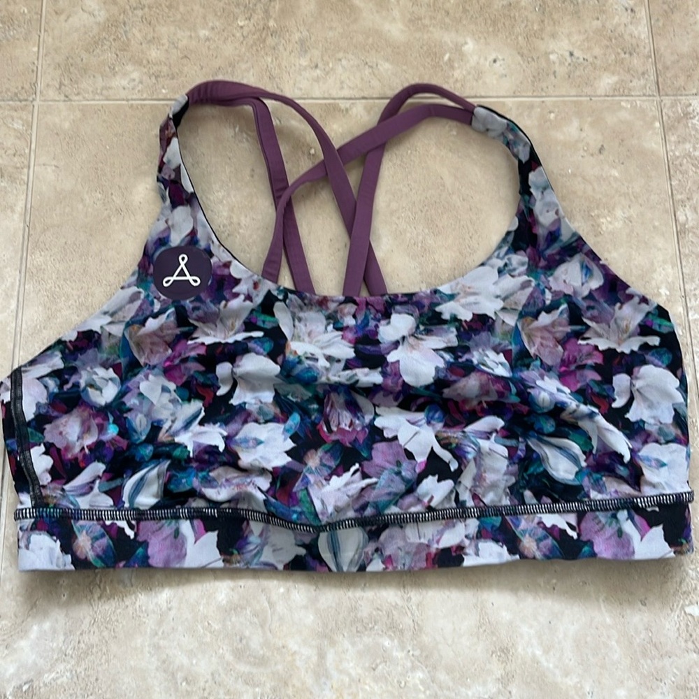 Lululemon Free to be Wild High Neck Bra